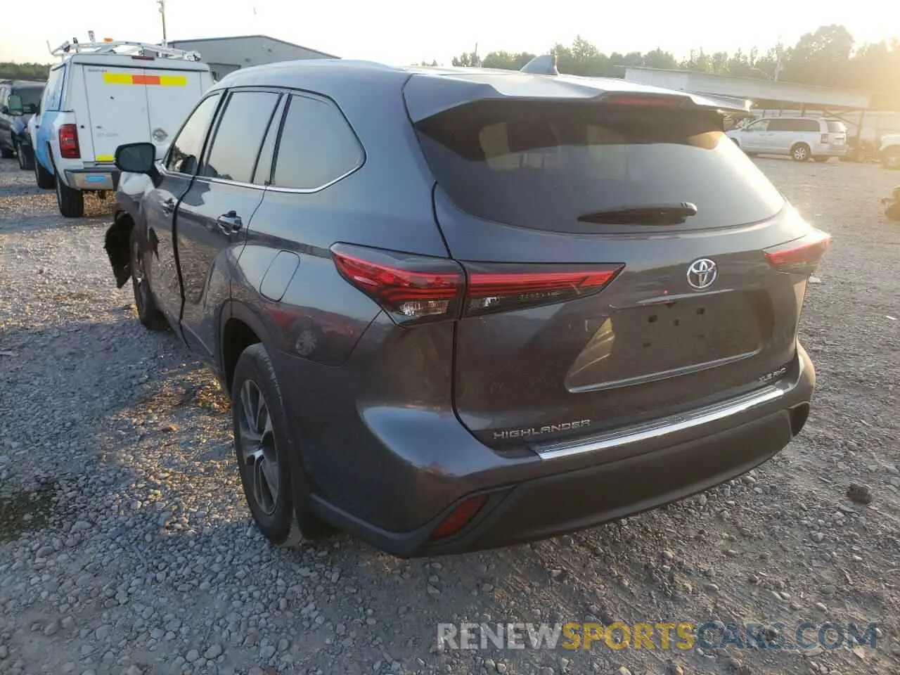 3 Photograph of a damaged car 5TDHZRBH7LS021848 TOYOTA HIGHLANDER 2020