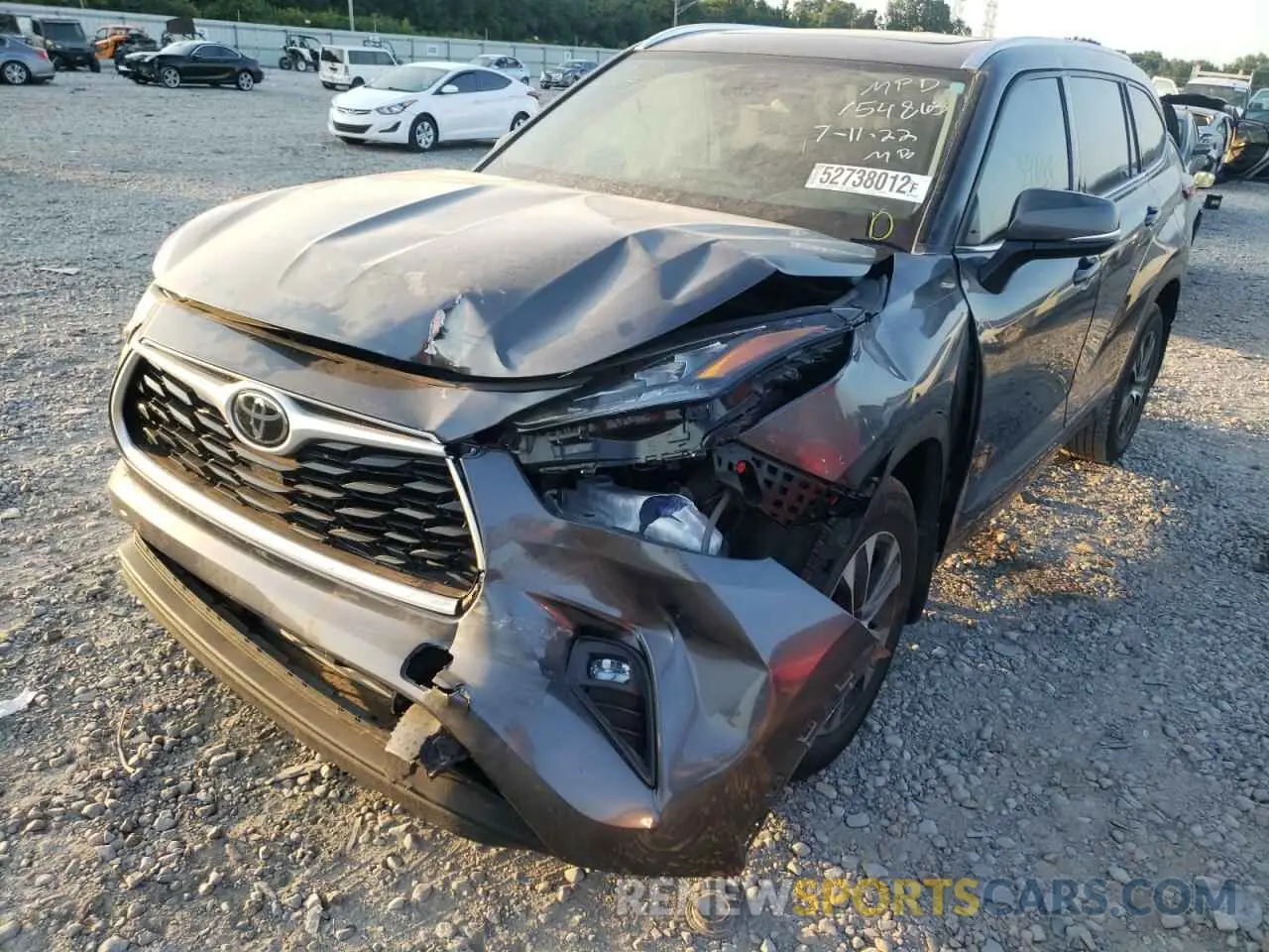 9 Photograph of a damaged car 5TDHZRBH7LS021848 TOYOTA HIGHLANDER 2020