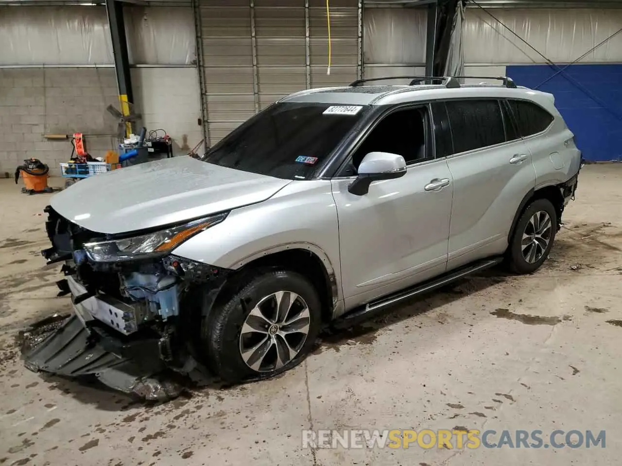 1 Photograph of a damaged car 5TDHZRBH8LS517595 TOYOTA HIGHLANDER 2020