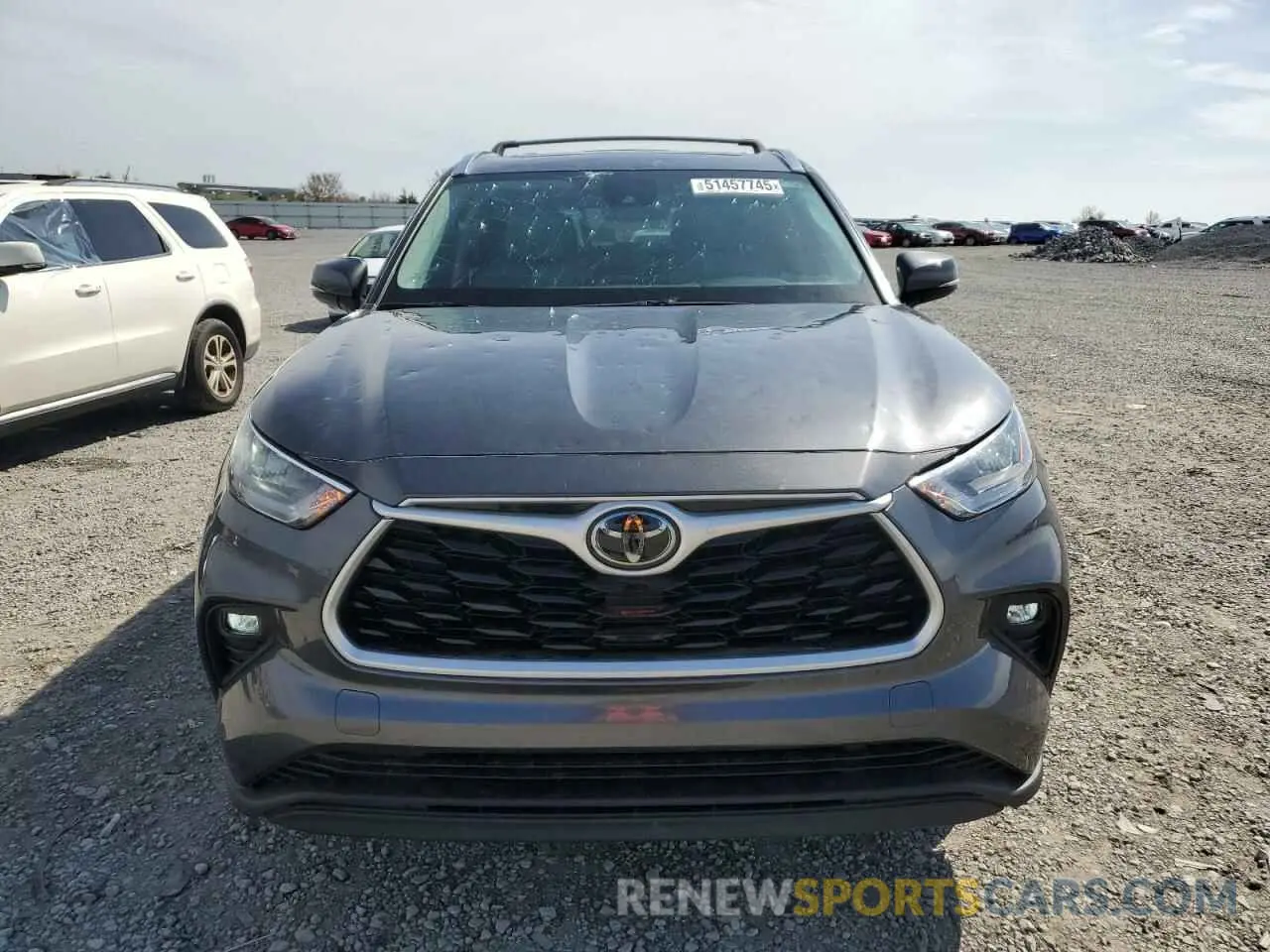 5 Photograph of a damaged car 5TDHZRBH9LS004078 TOYOTA HIGHLANDER 2020