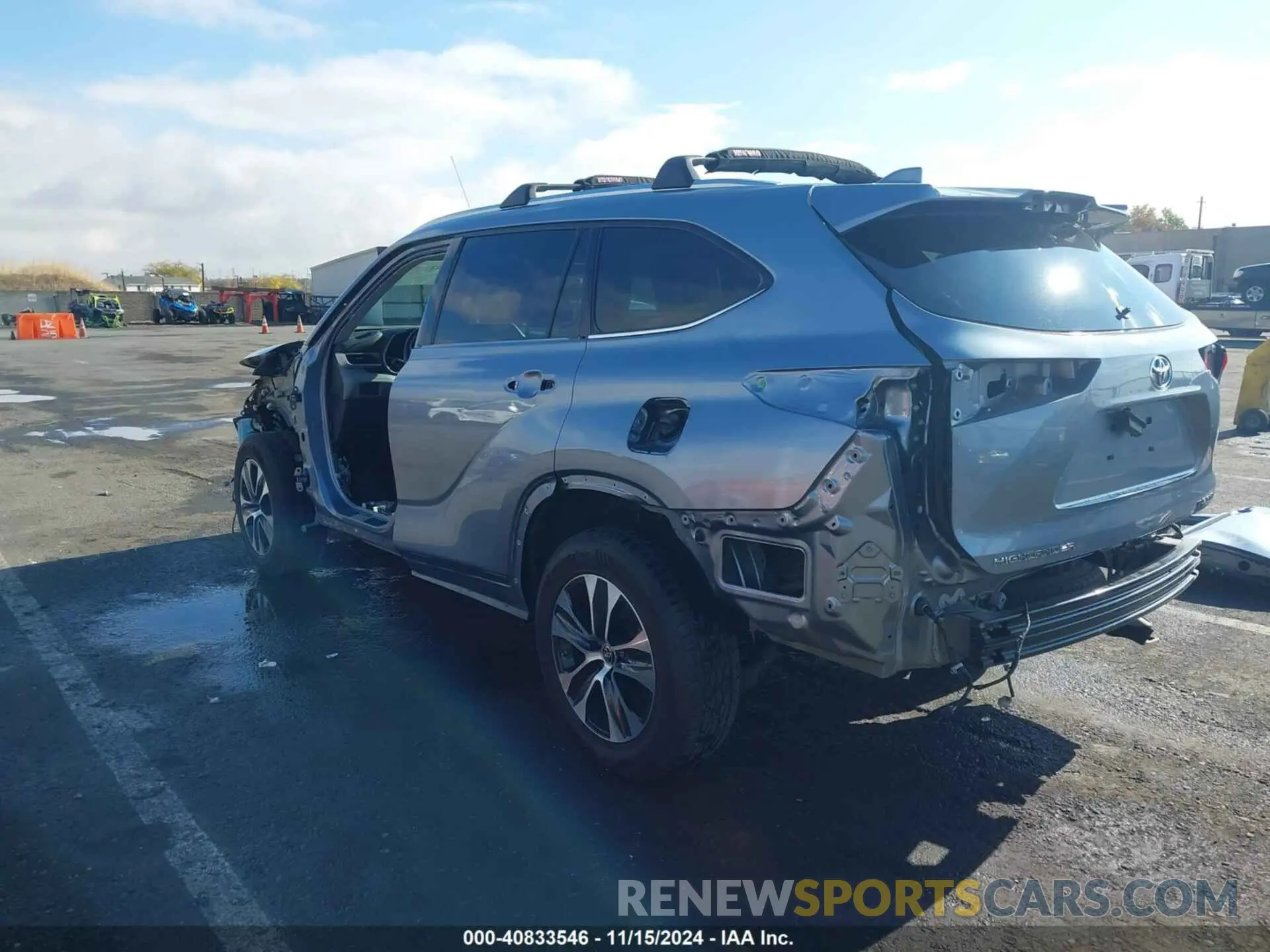 3 Photograph of a damaged car 5TDHZRBH9LS032415 TOYOTA HIGHLANDER 2020