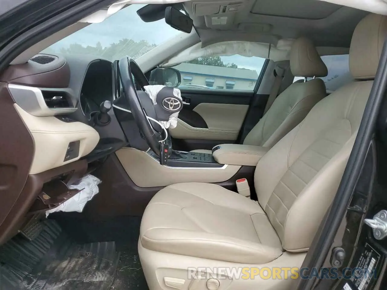 7 Photograph of a damaged car 5TDHZRBH9LS039543 TOYOTA HIGHLANDER 2020