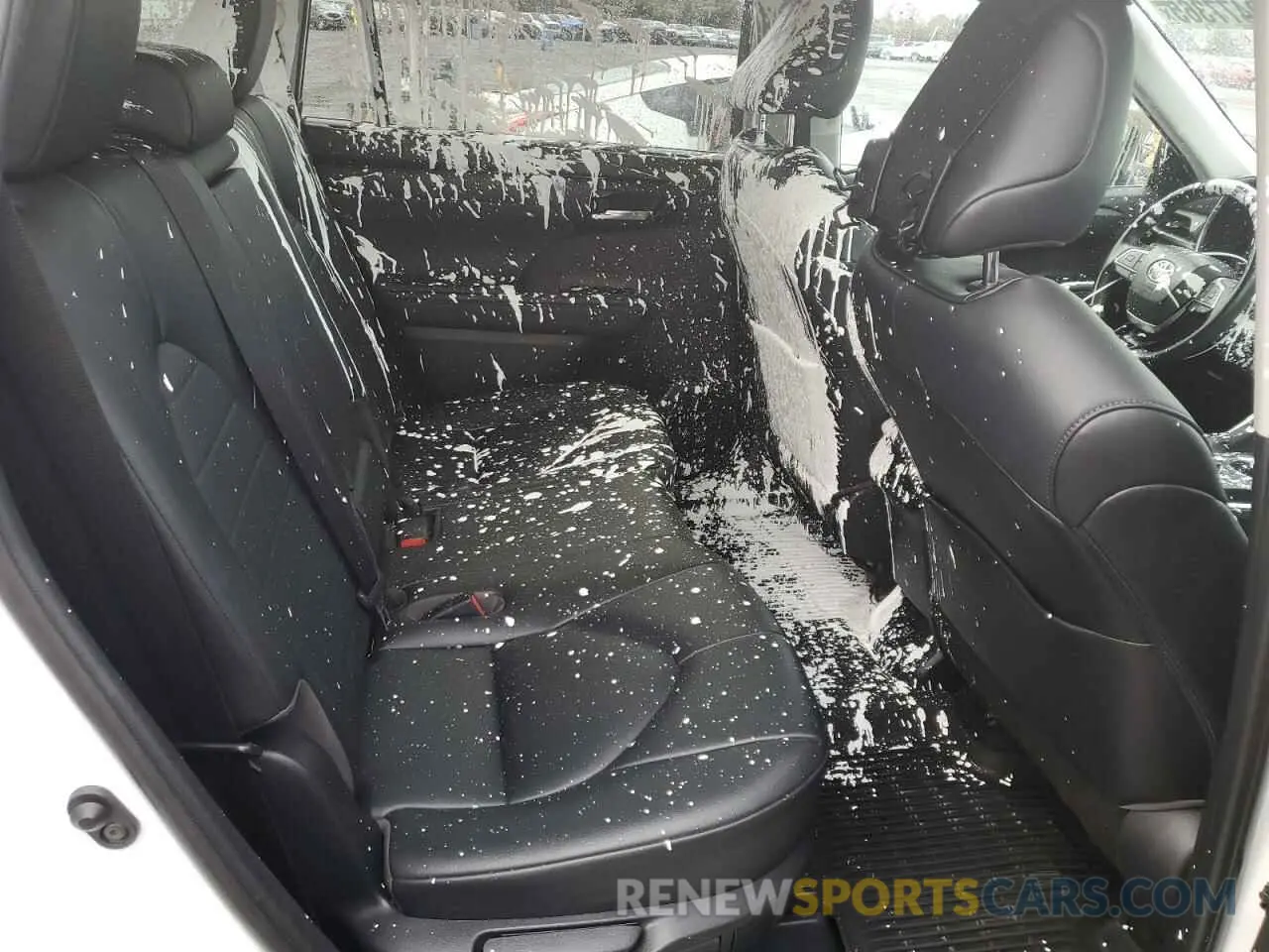 12 Photograph of a damaged car 5TDHZRBH9LS502636 TOYOTA HIGHLANDER 2020