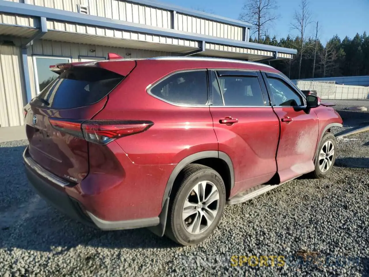 3 Photograph of a damaged car 5TDHZRBH9LS506525 TOYOTA HIGHLANDER 2020