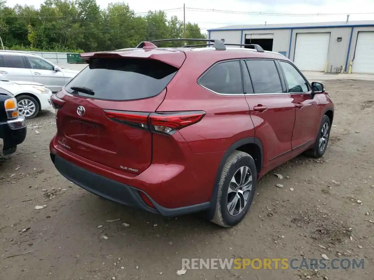 4 Photograph of a damaged car 5TDHZRBHXLS030771 TOYOTA HIGHLANDER 2020