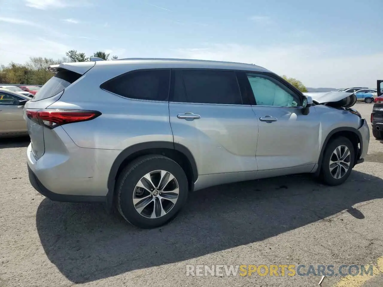 3 Photograph of a damaged car 5TDHZRBHXLS031953 TOYOTA HIGHLANDER 2020
