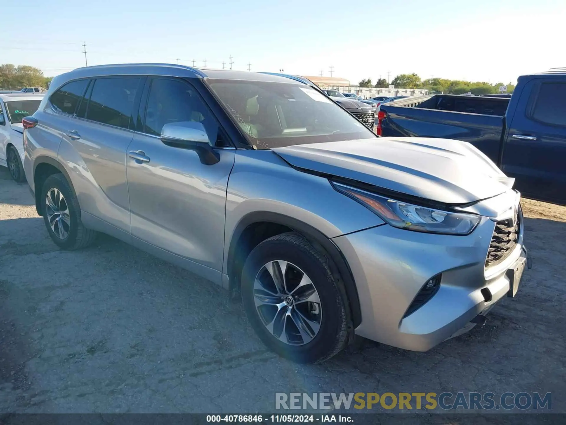 1 Photograph of a damaged car 5TDHZRBHXLS038885 TOYOTA HIGHLANDER 2020
