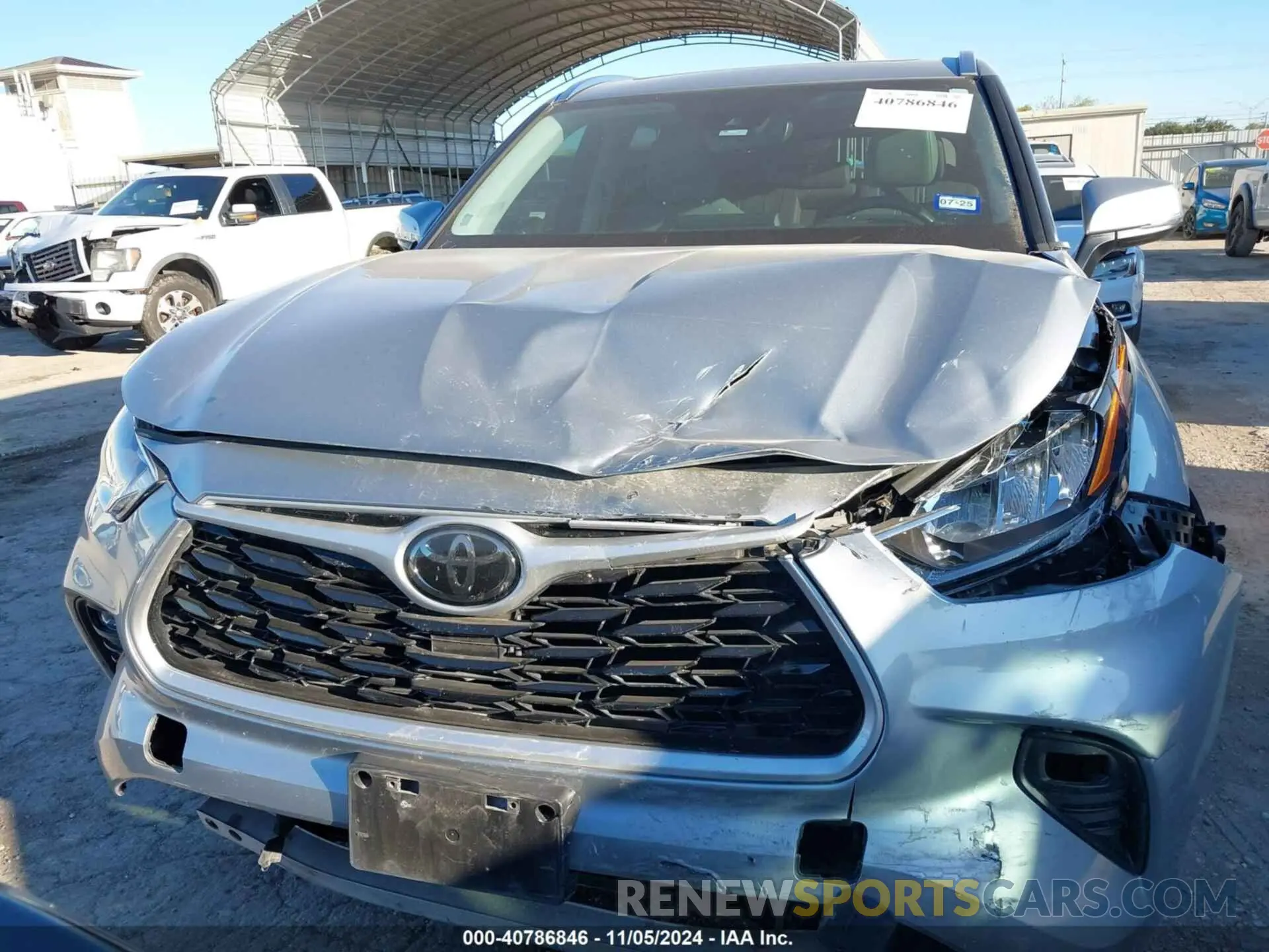 12 Photograph of a damaged car 5TDHZRBHXLS038885 TOYOTA HIGHLANDER 2020