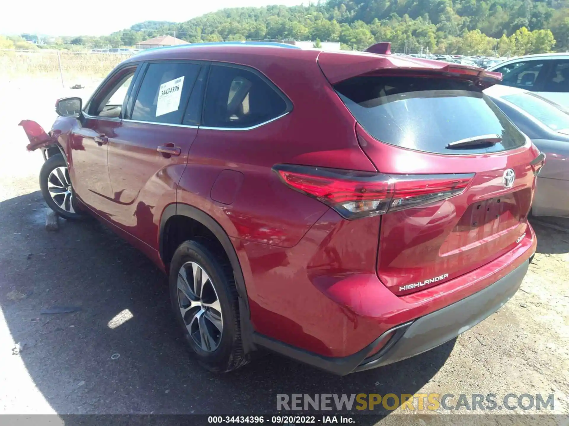 3 Photograph of a damaged car 5TDHZRBHXLS041947 TOYOTA HIGHLANDER 2020