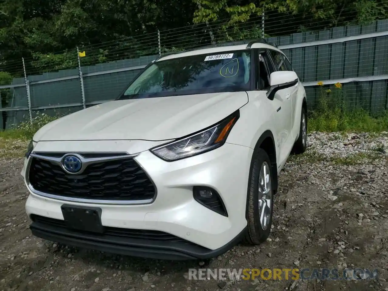 2 Photograph of a damaged car 5TDXBRCH5LS002455 TOYOTA HIGHLANDER 2020