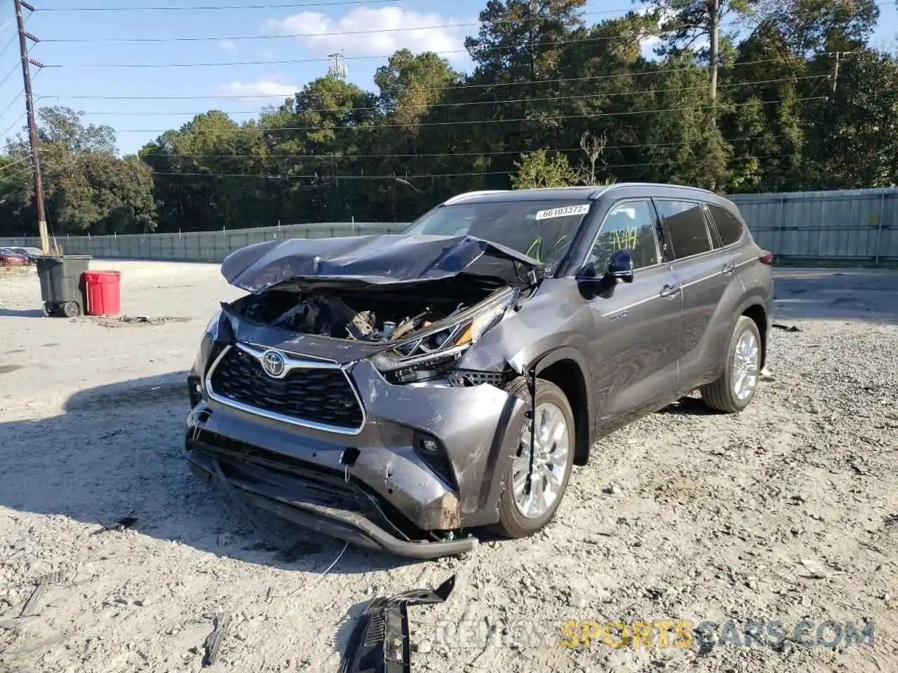 2 Photograph of a damaged car 5TDXBRCH6LS013626 TOYOTA HIGHLANDER 2020