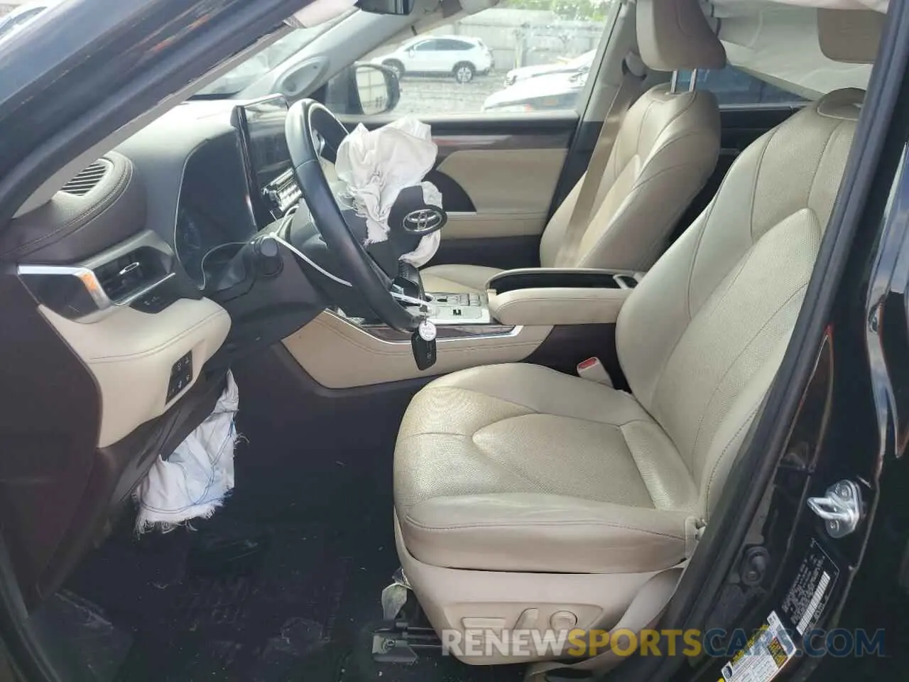 7 Photograph of a damaged car 5TDYARAH4LS004191 TOYOTA HIGHLANDER 2020