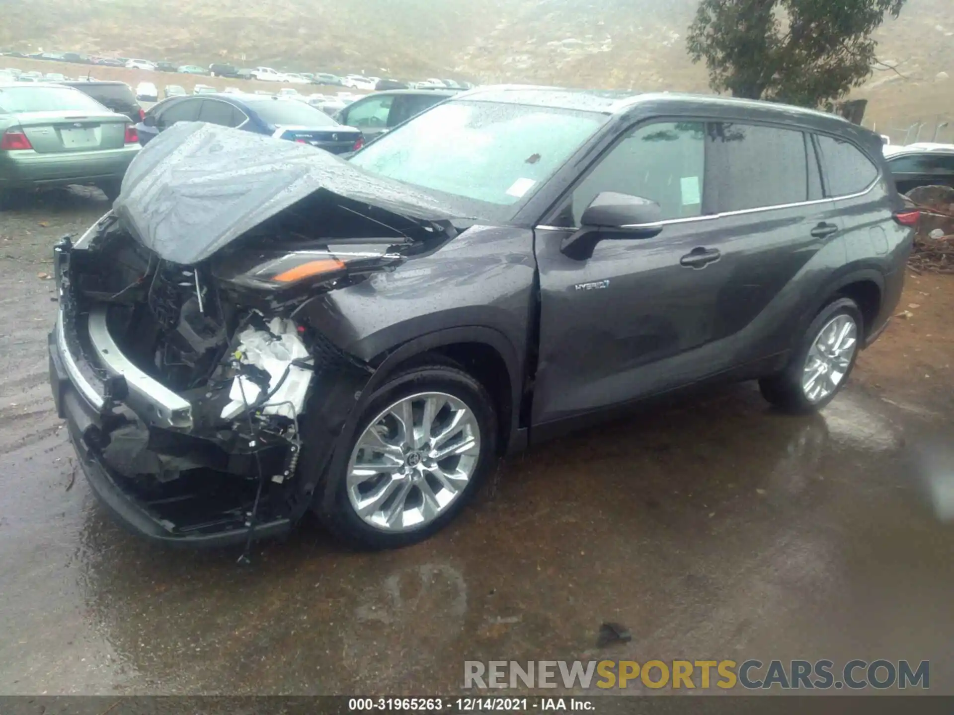 2 Photograph of a damaged car 5TDYARAH5LS003714 TOYOTA HIGHLANDER 2020