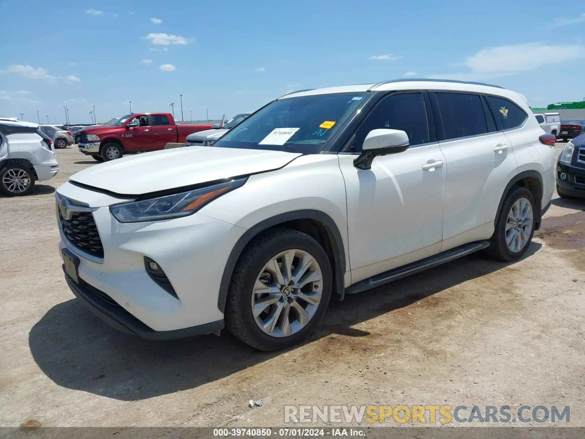 2 Photograph of a damaged car 5TDYZRAH1LS000138 TOYOTA HIGHLANDER 2020