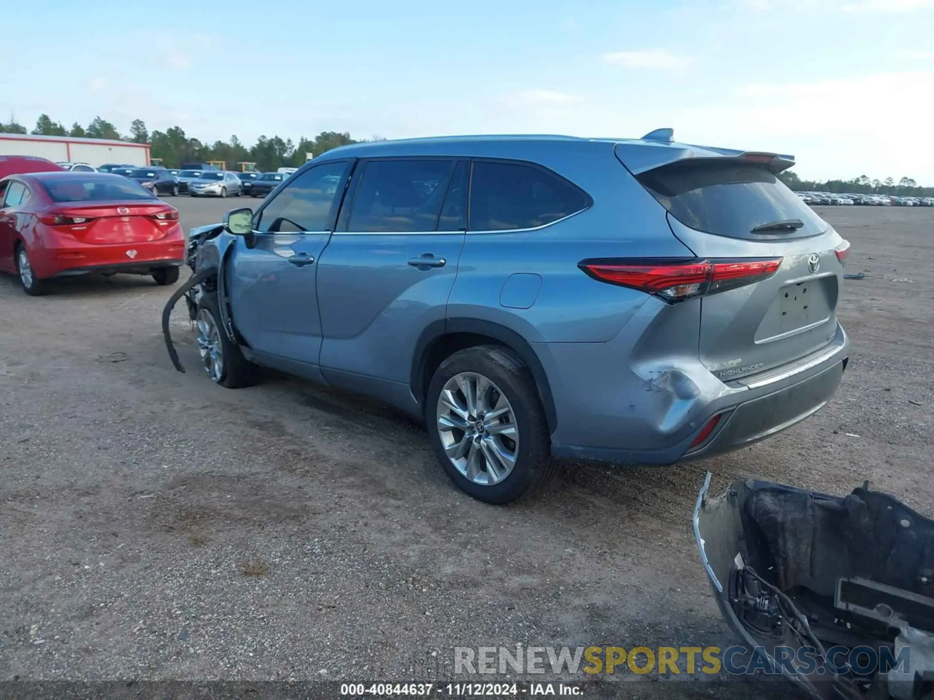 3 Photograph of a damaged car 5TDYZRAH2LS006191 TOYOTA HIGHLANDER 2020
