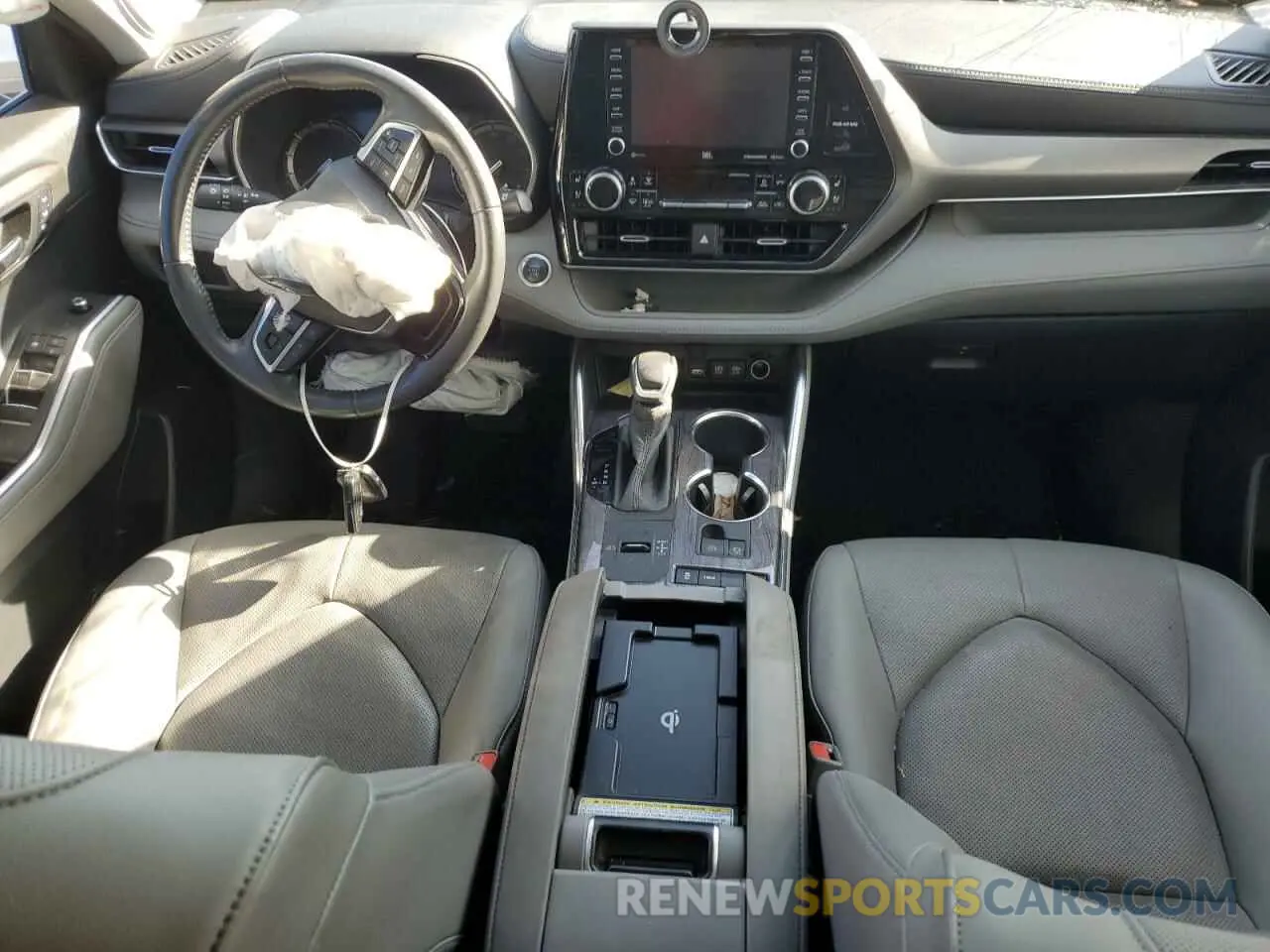 8 Photograph of a damaged car 5TDYZRAH2LS013268 TOYOTA HIGHLANDER 2020