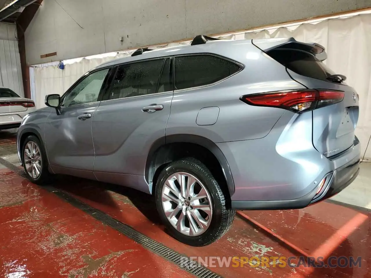 2 Photograph of a damaged car 5TDYZRAH2LS014324 TOYOTA HIGHLANDER 2020