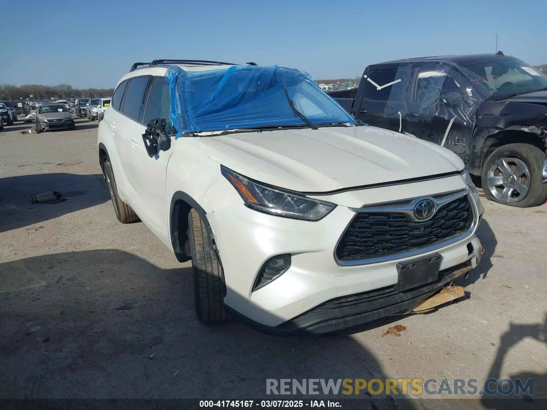 1 Photograph of a damaged car 5TDYZRAH6LS012897 TOYOTA HIGHLANDER 2020