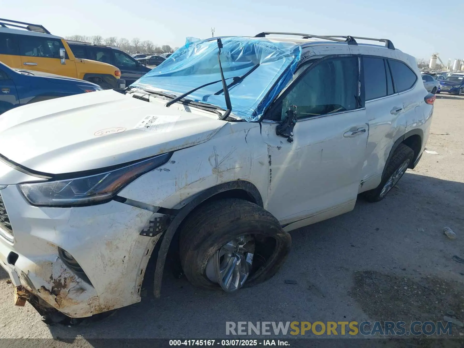 6 Photograph of a damaged car 5TDYZRAH6LS012897 TOYOTA HIGHLANDER 2020
