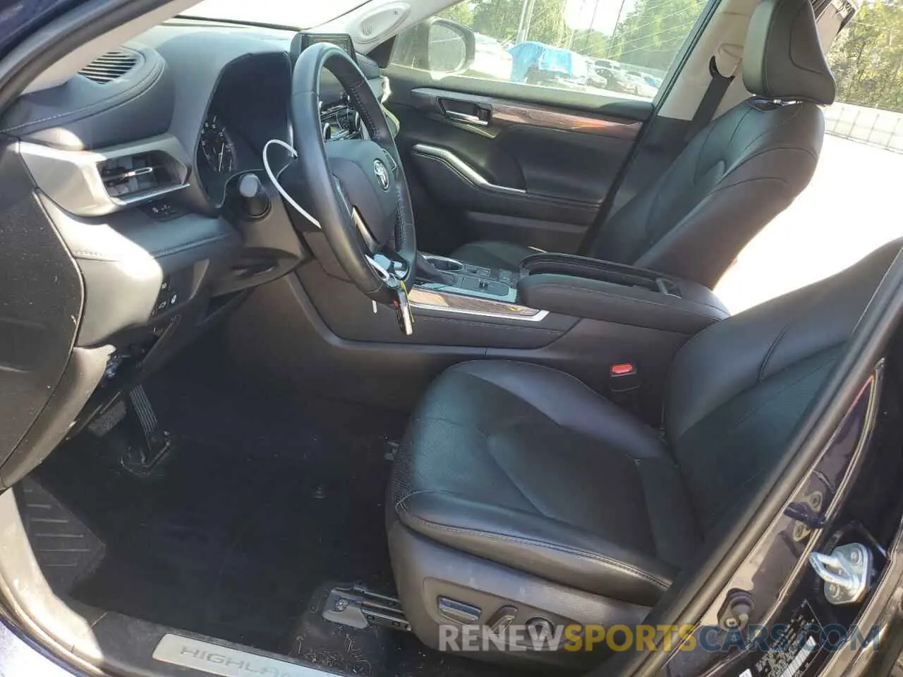 7 Photograph of a damaged car 5TDYZRAH7LS010849 TOYOTA HIGHLANDER 2020
