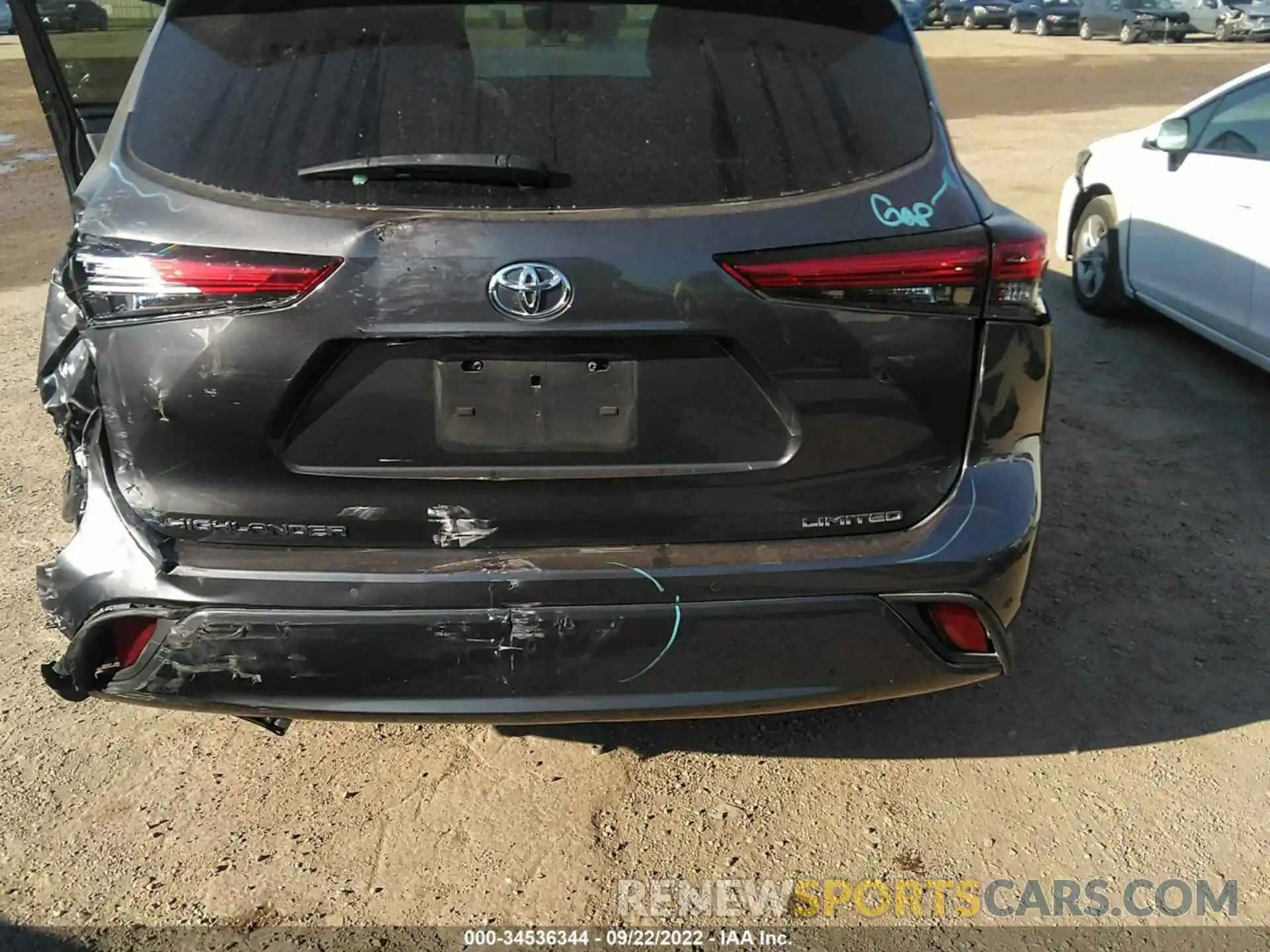 6 Photograph of a damaged car 5TDYZRAH7LS028574 TOYOTA HIGHLANDER 2020