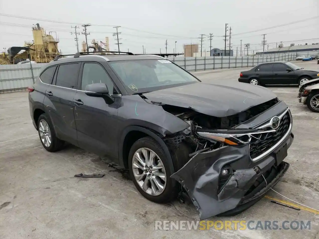 1 Photograph of a damaged car 5TDYZRAH8LS006017 TOYOTA HIGHLANDER 2020