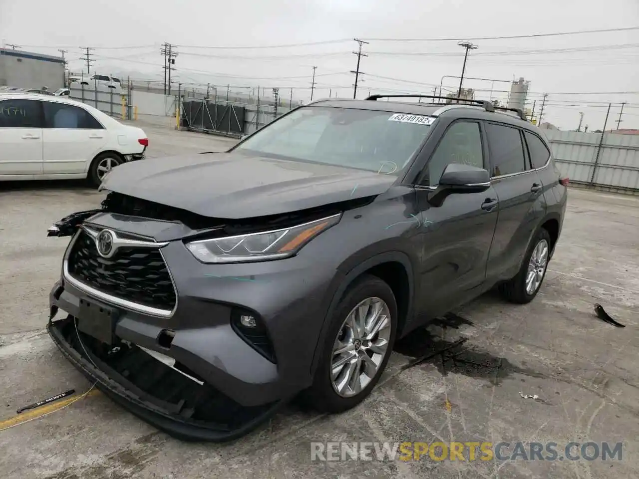 2 Photograph of a damaged car 5TDYZRAH8LS006017 TOYOTA HIGHLANDER 2020