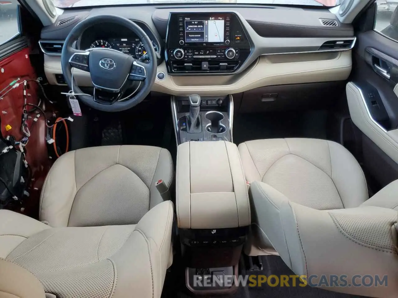 8 Photograph of a damaged car 5TDYZRAH9LS008214 TOYOTA HIGHLANDER 2020