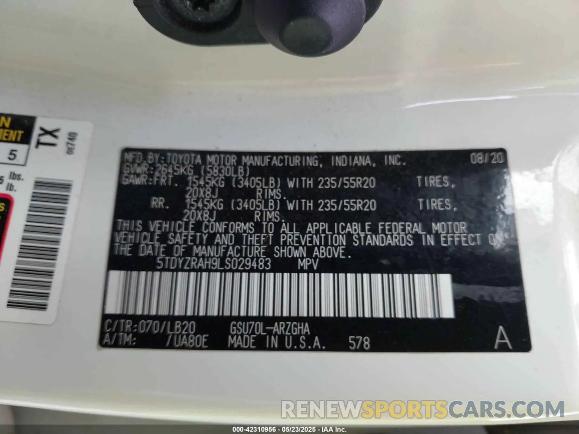 9 Photograph of a damaged car 5TDYZRAH9LS029483 TOYOTA HIGHLANDER 2020