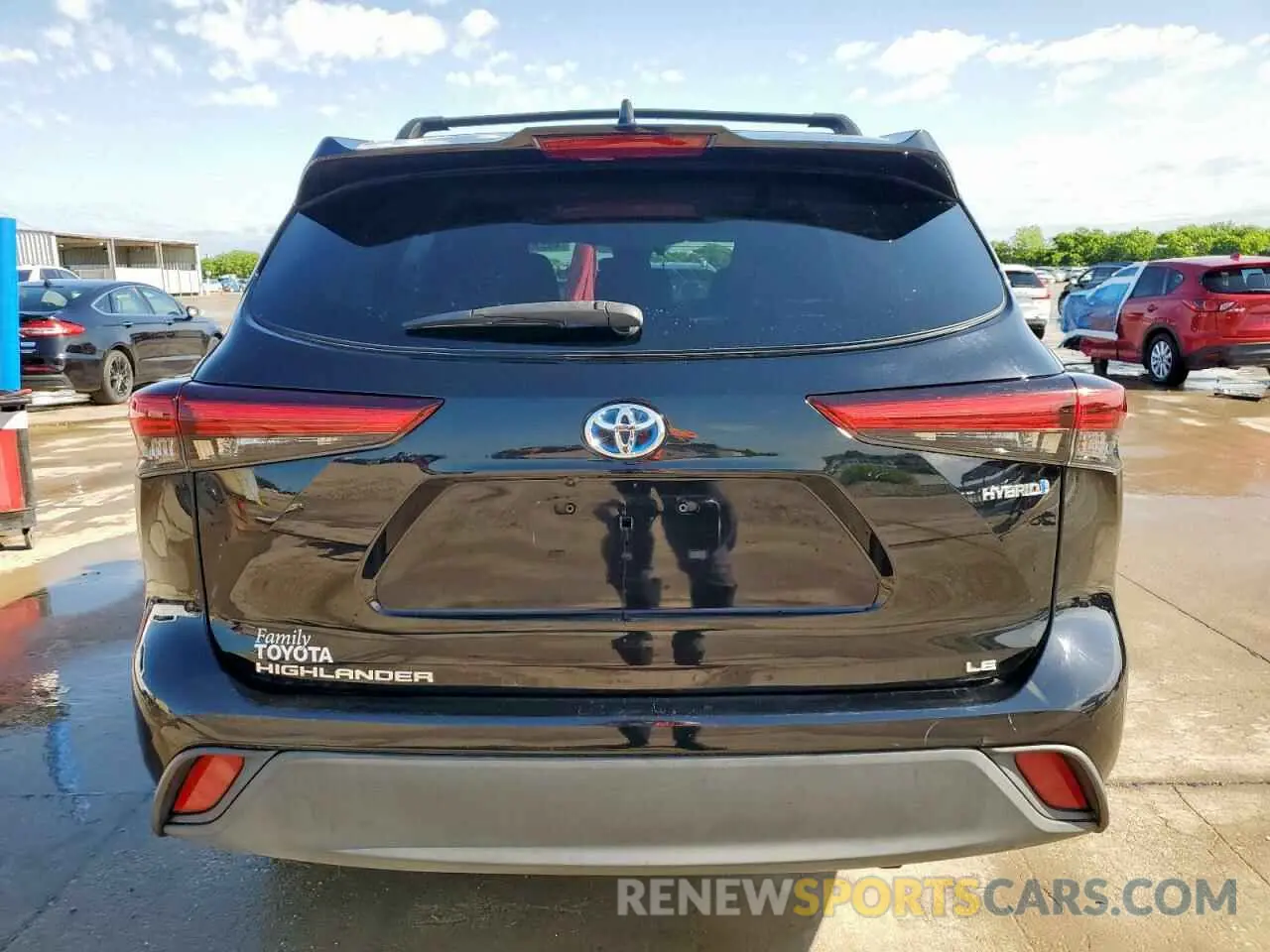 6 Photograph of a damaged car 5TDZARAH0LS501159 TOYOTA HIGHLANDER 2020