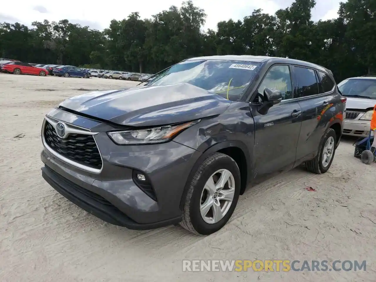 2 Photograph of a damaged car 5TDZARAH4LS501858 TOYOTA HIGHLANDER 2020