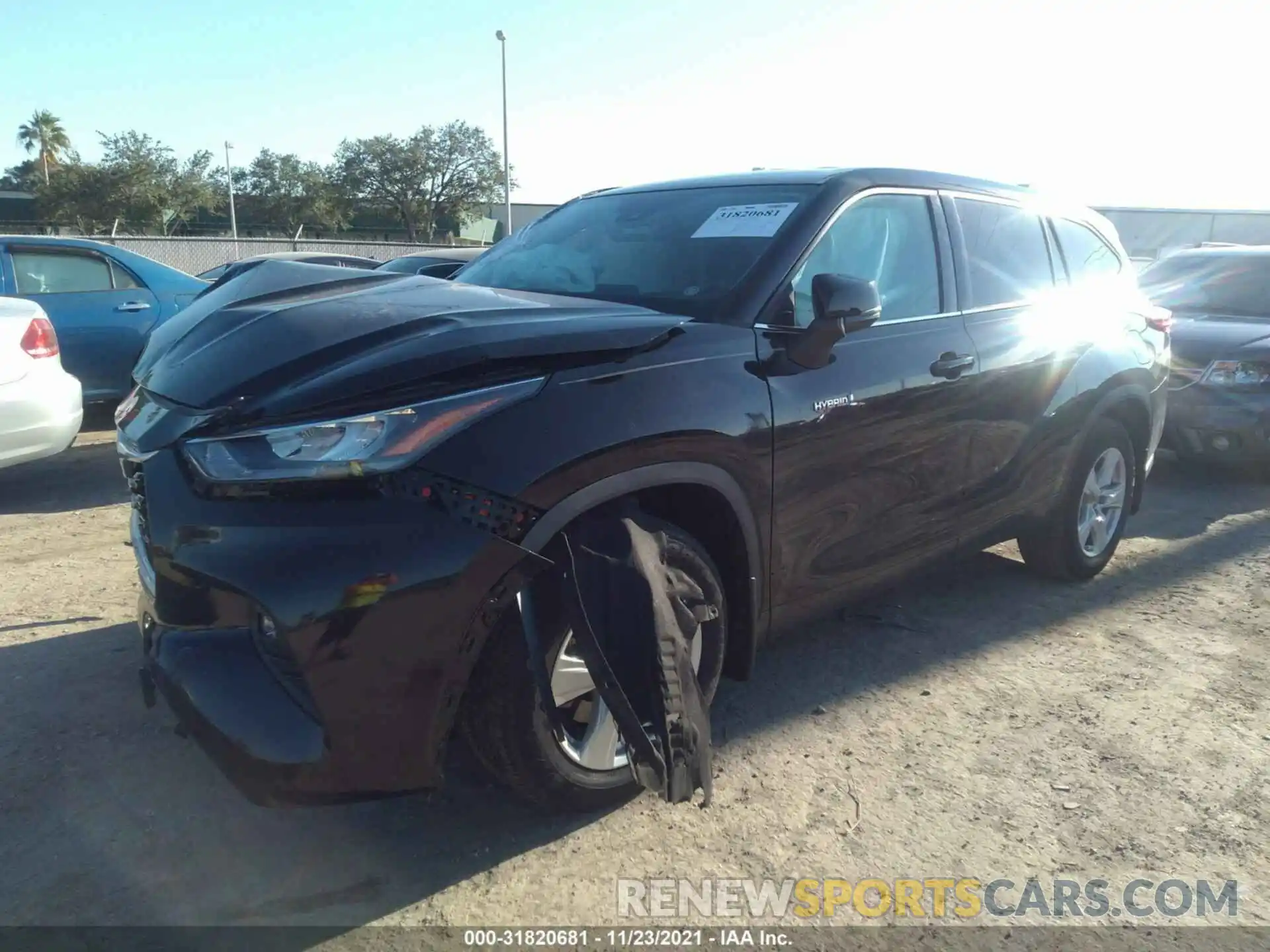 2 Photograph of a damaged car 5TDZARAH7LS002715 TOYOTA HIGHLANDER 2020