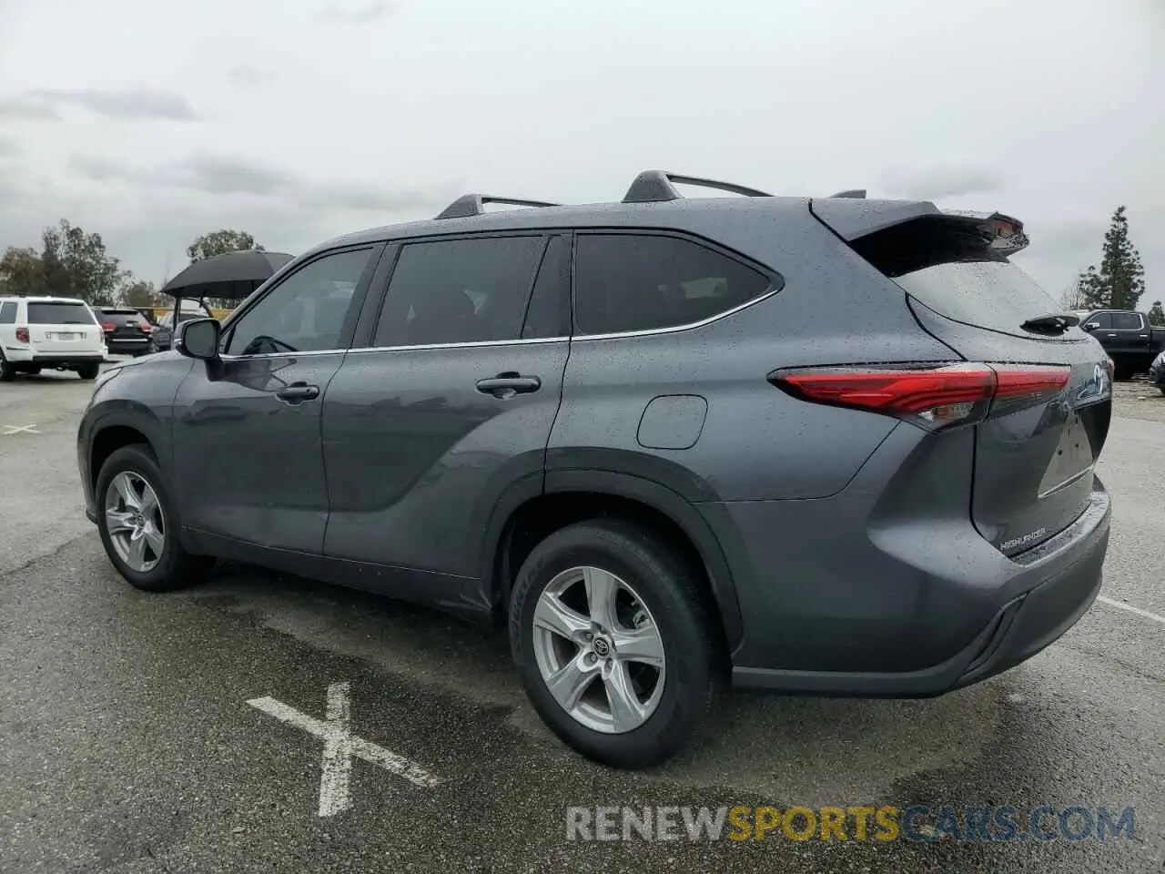 2 Photograph of a damaged car 5TDZZRAH1LS012259 TOYOTA HIGHLANDER 2020