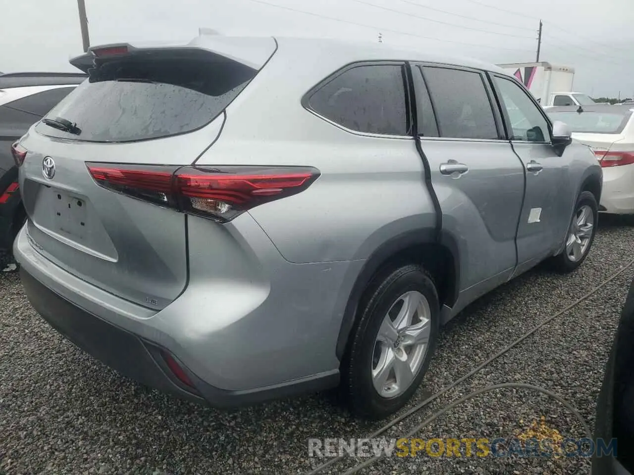 3 Photograph of a damaged car 5TDZZRAH1LS022578 TOYOTA HIGHLANDER 2020