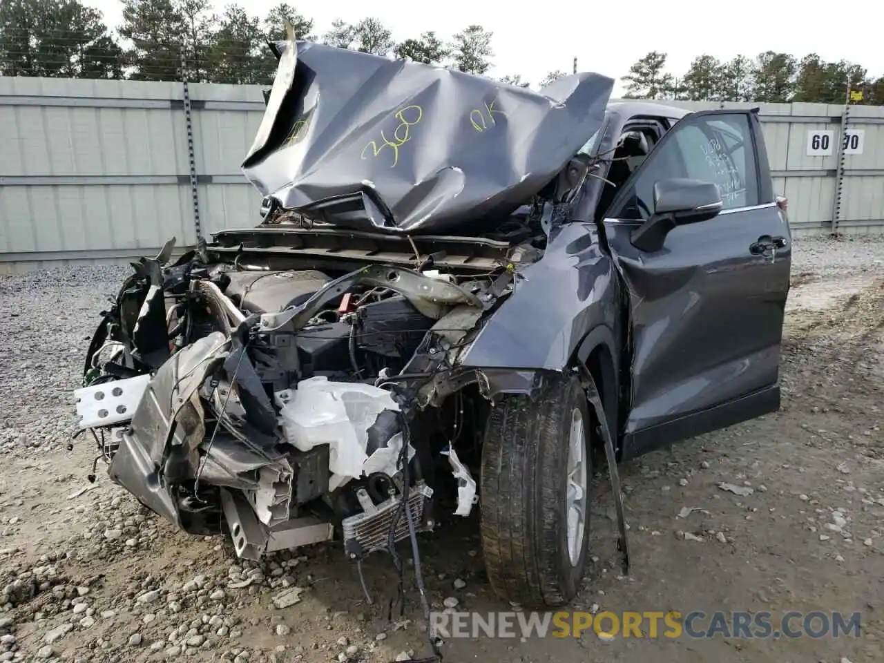 2 Photograph of a damaged car 5TDZZRAH2LS003070 TOYOTA HIGHLANDER 2020