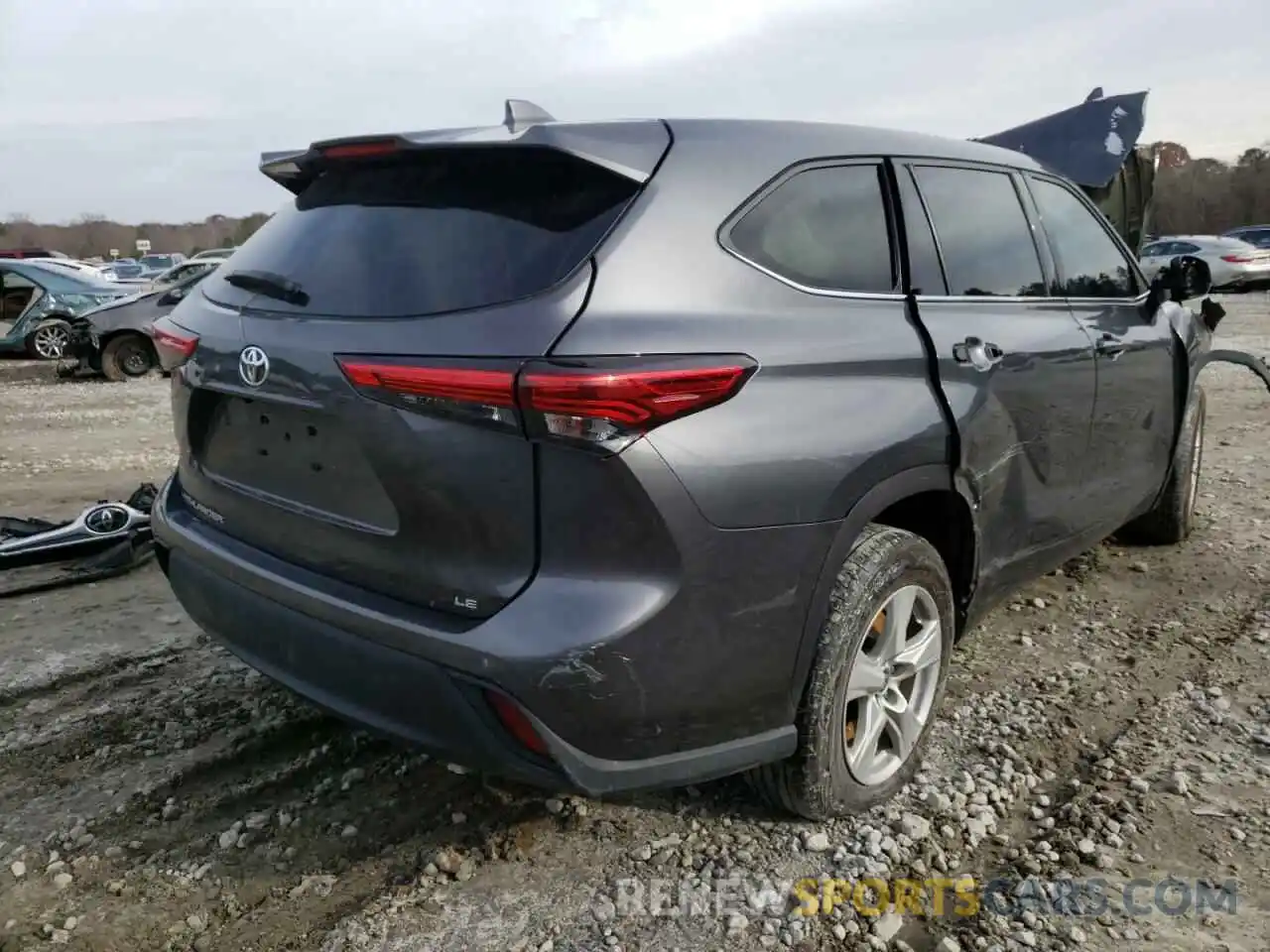 4 Photograph of a damaged car 5TDZZRAH2LS003070 TOYOTA HIGHLANDER 2020