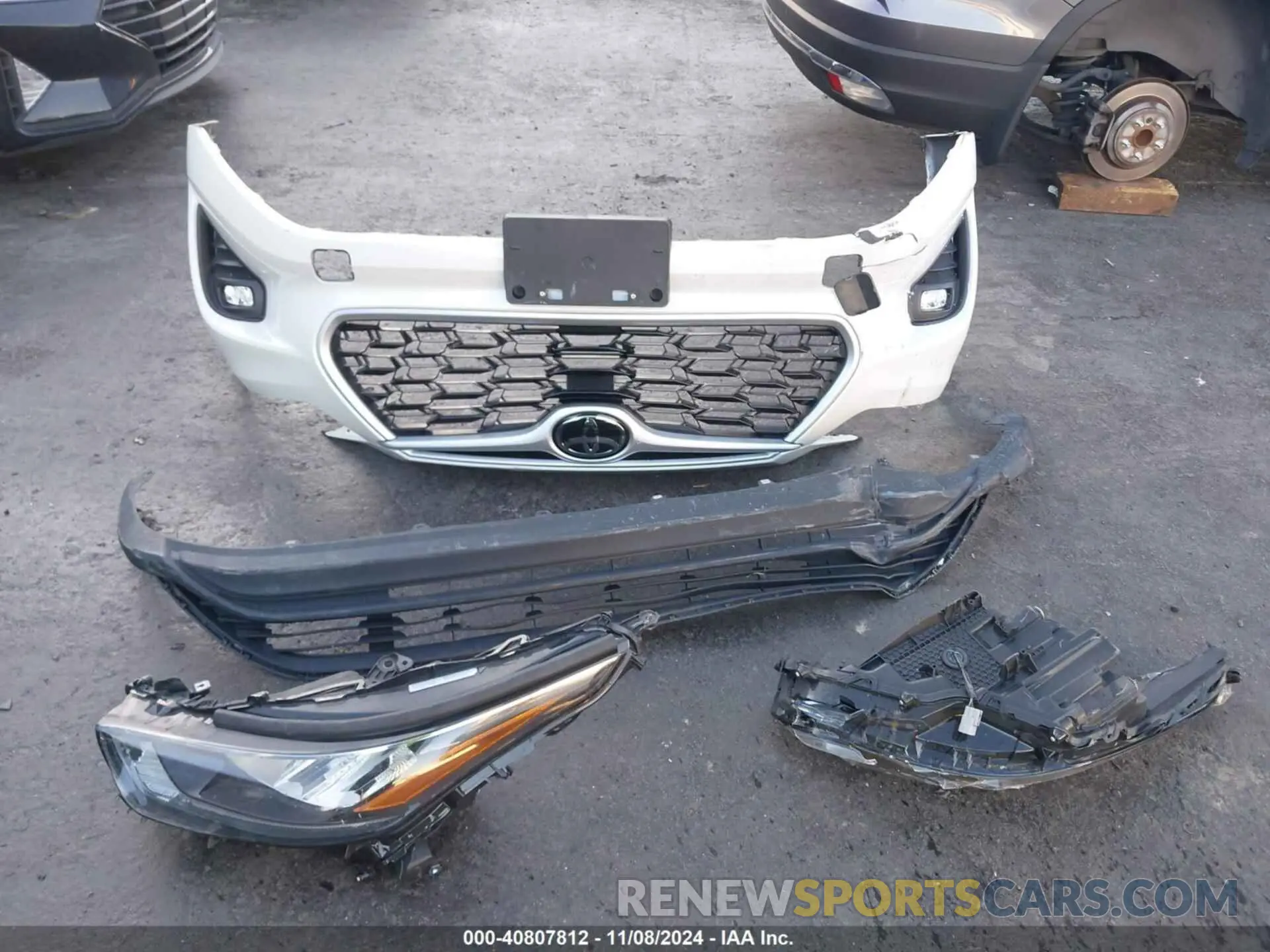 12 Photograph of a damaged car 5TDZZRAH3LS508163 TOYOTA HIGHLANDER 2020