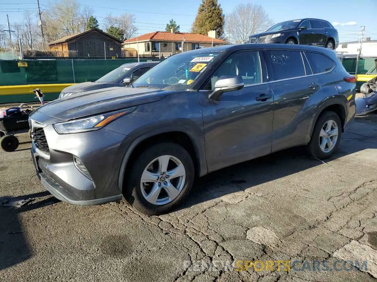 1 Photograph of a damaged car 5TDZZRAH4LS005869 TOYOTA HIGHLANDER 2020