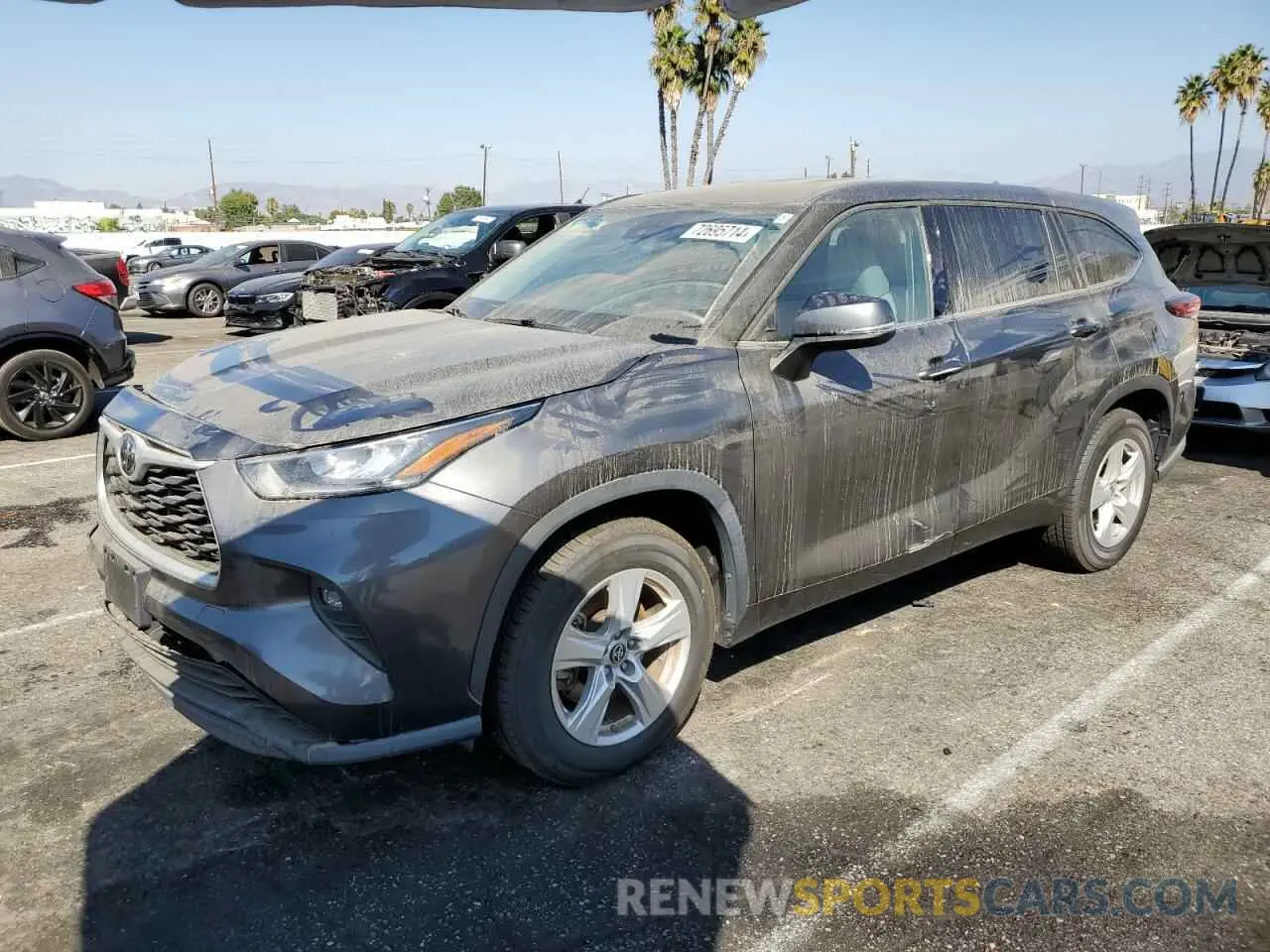 1 Photograph of a damaged car 5TDZZRAH4LS023899 TOYOTA HIGHLANDER 2020
