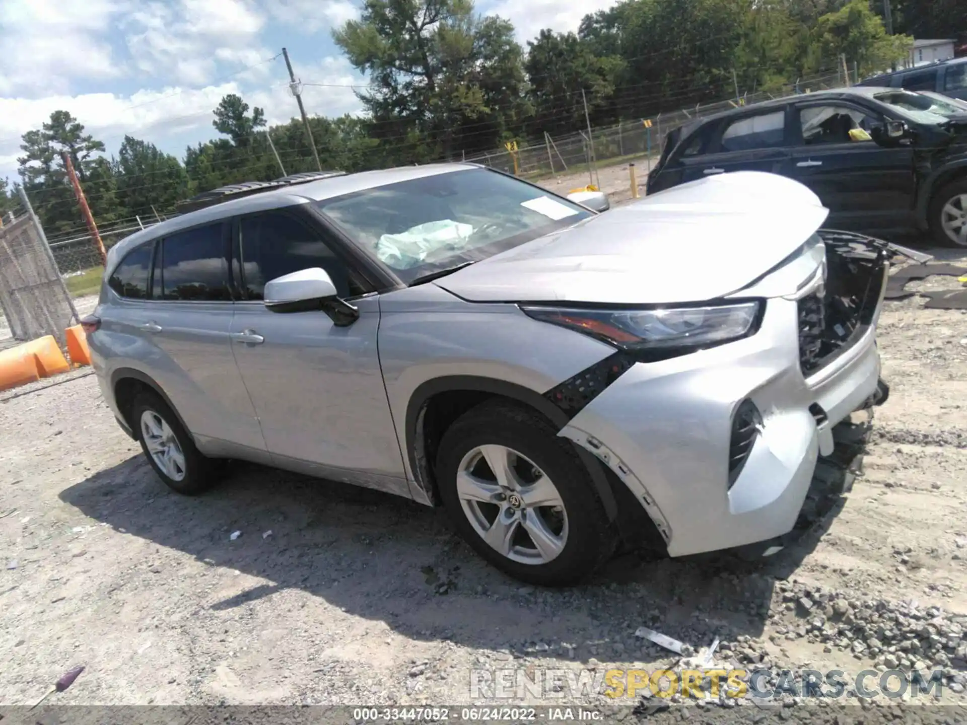 1 Photograph of a damaged car 5TDZZRAH5LS510013 TOYOTA HIGHLANDER 2020