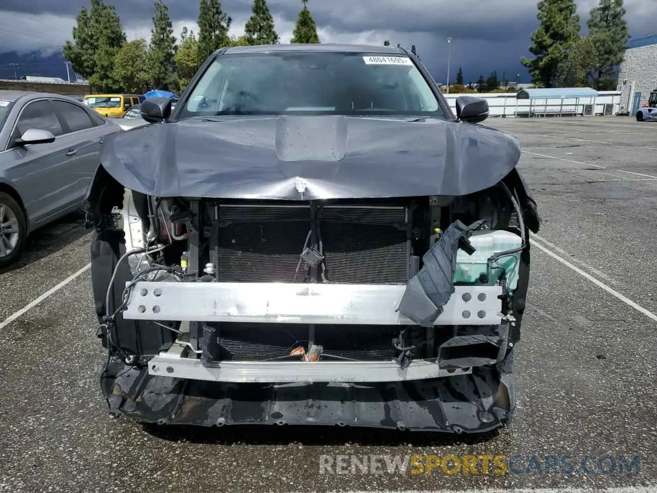 5 Photograph of a damaged car 5TDZZRAH7LS009964 TOYOTA HIGHLANDER 2020