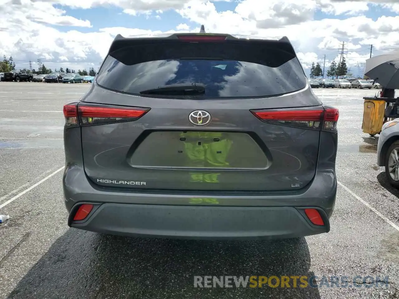 6 Photograph of a damaged car 5TDZZRAH7LS009964 TOYOTA HIGHLANDER 2020