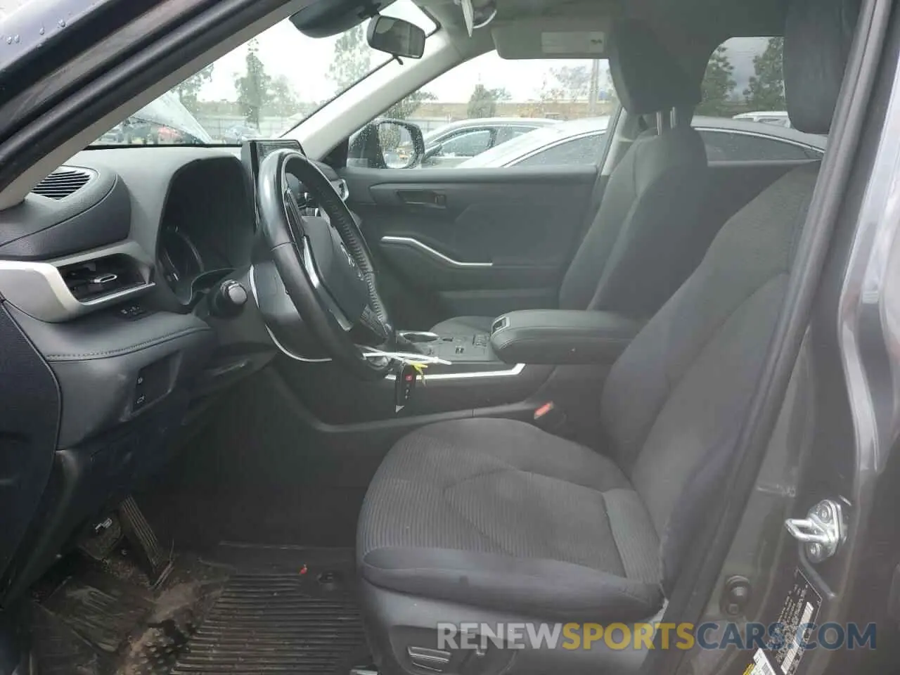 7 Photograph of a damaged car 5TDZZRAH7LS009964 TOYOTA HIGHLANDER 2020