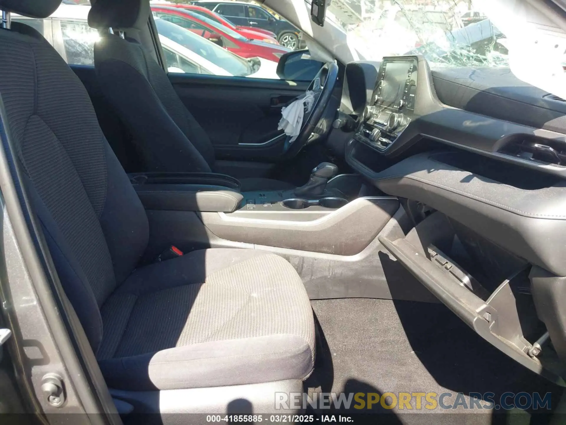 5 Photograph of a damaged car 5TDZZRAH9LS506899 TOYOTA HIGHLANDER 2020