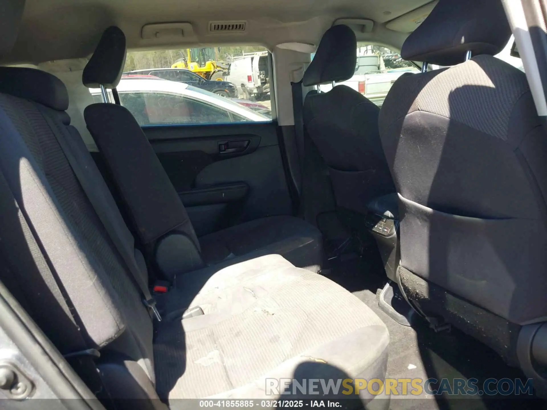 8 Photograph of a damaged car 5TDZZRAH9LS506899 TOYOTA HIGHLANDER 2020