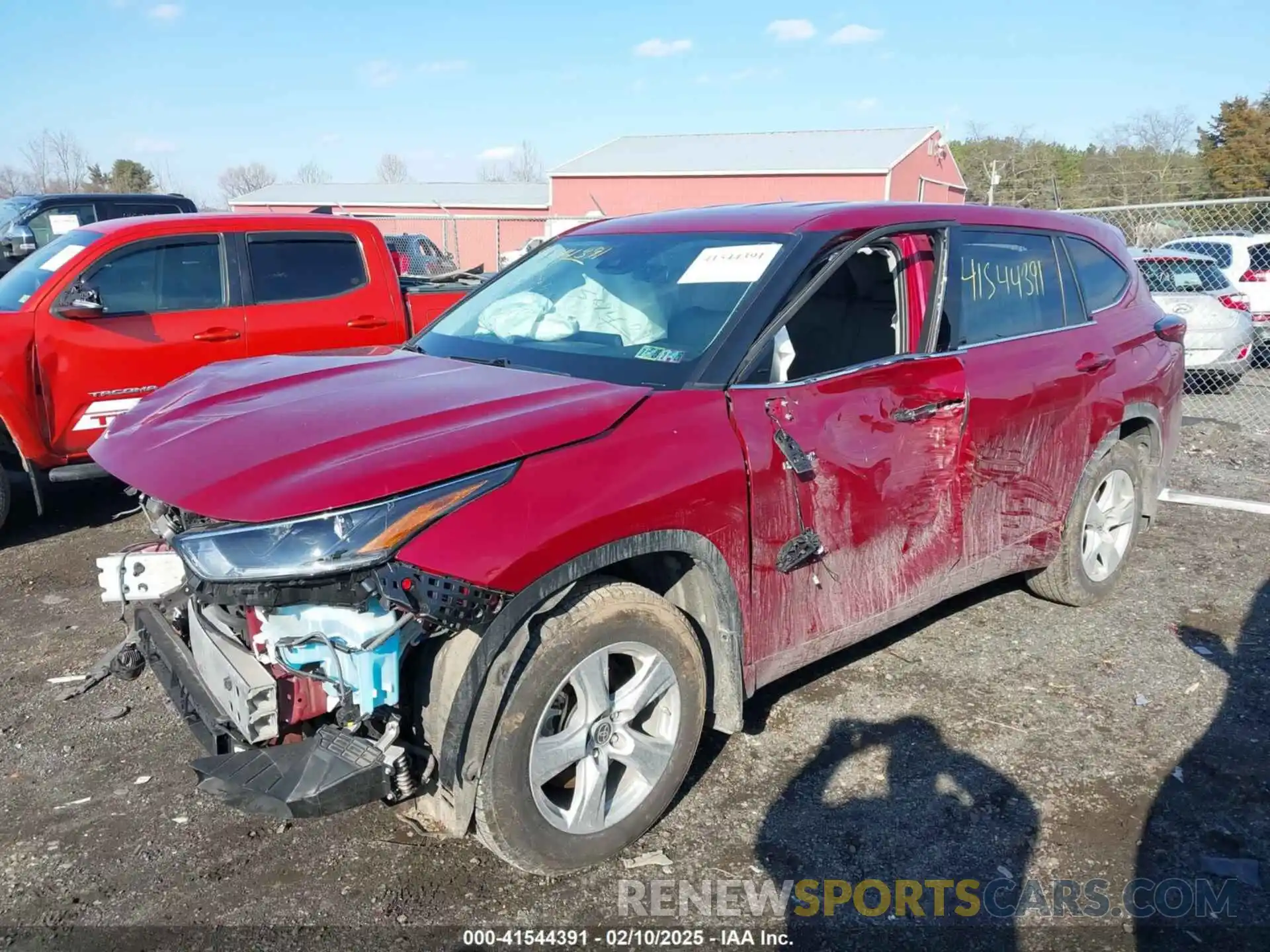 2 Photograph of a damaged car 5TDBBRCH0MS034628 TOYOTA HIGHLANDER 2021