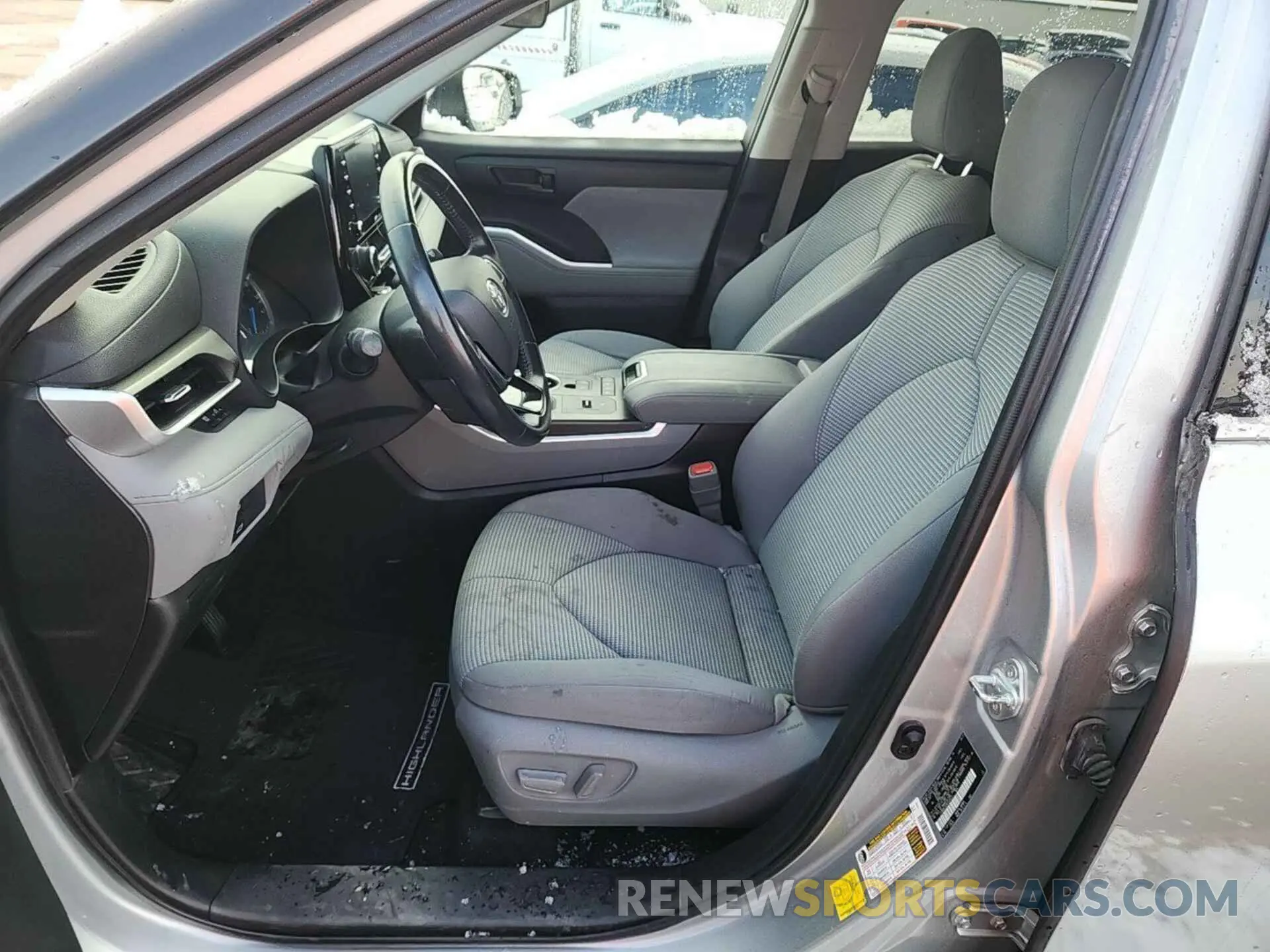 22 Photograph of a damaged car 5TDBBRCH0MS528021 TOYOTA HIGHLANDER 2021