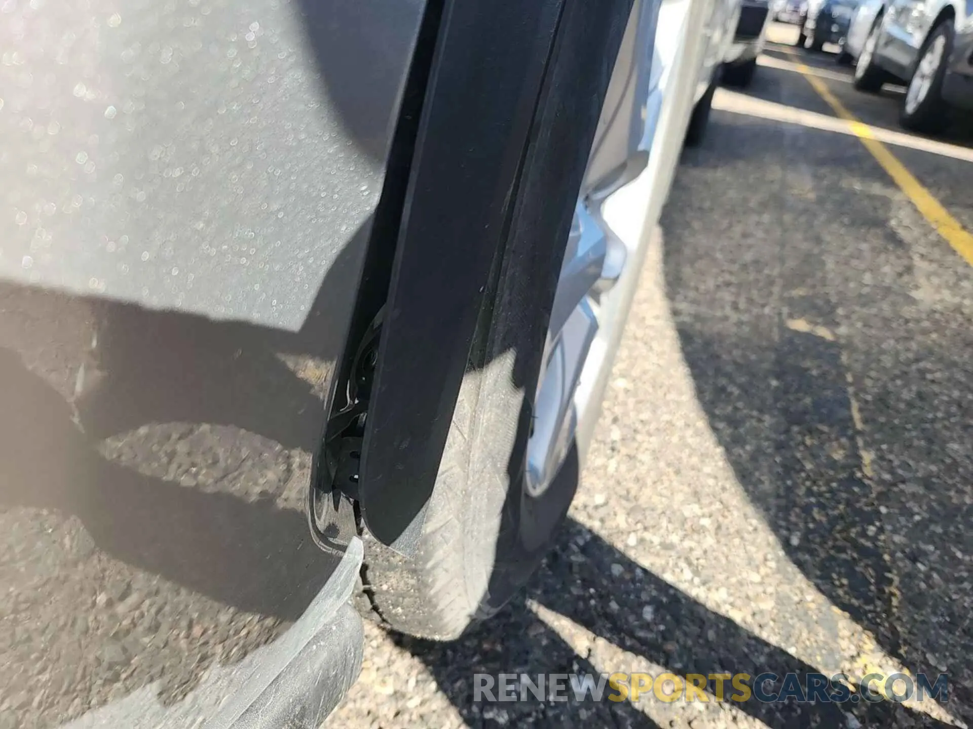 8 Photograph of a damaged car 5TDBBRCH0MS528021 TOYOTA HIGHLANDER 2021