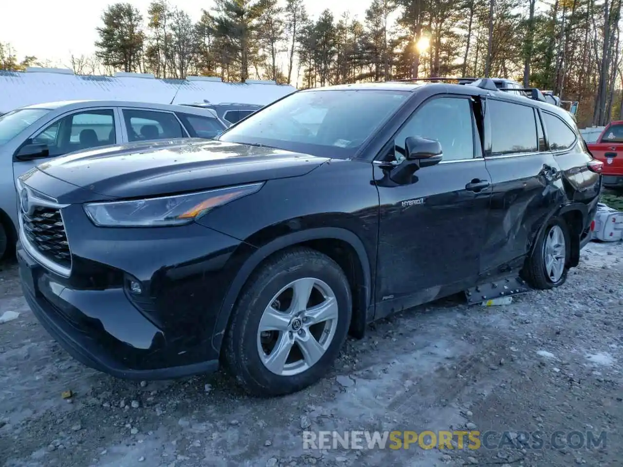 1 Photograph of a damaged car 5TDBBRCH3MS518051 TOYOTA HIGHLANDER 2021