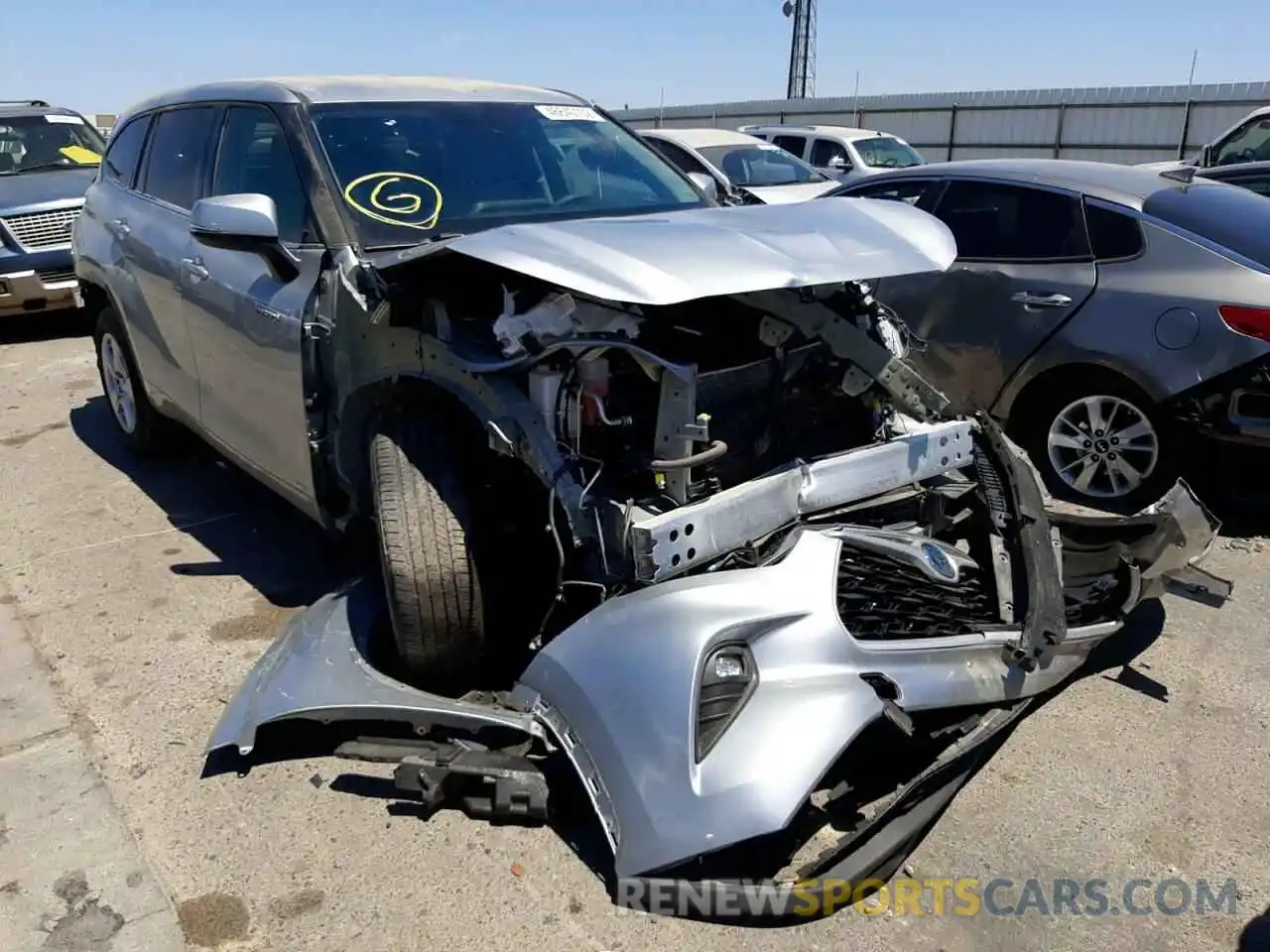 1 Photograph of a damaged car 5TDBBRCH8MS023473 TOYOTA HIGHLANDER 2021